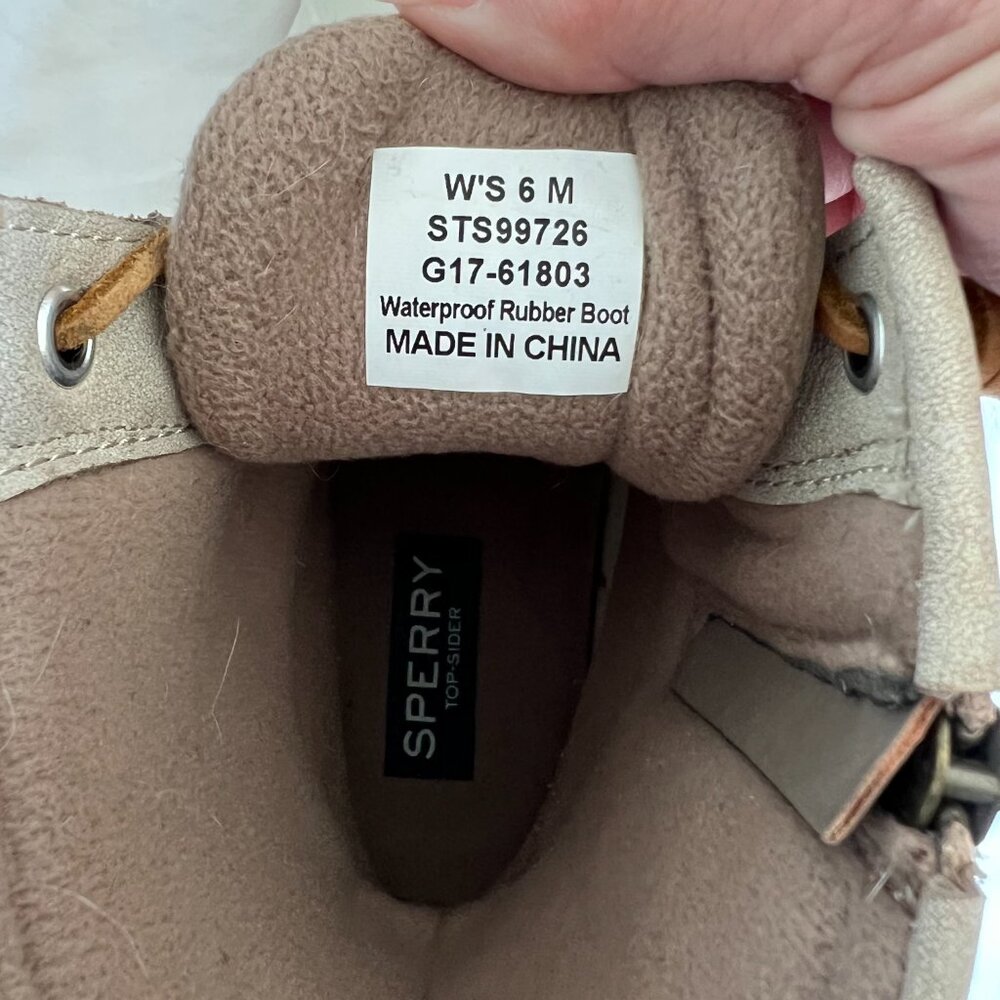 Sperry Top Sider Duck Boot, Size 6 - image 4